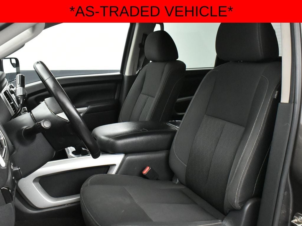 2019 Nissan TITAN SV