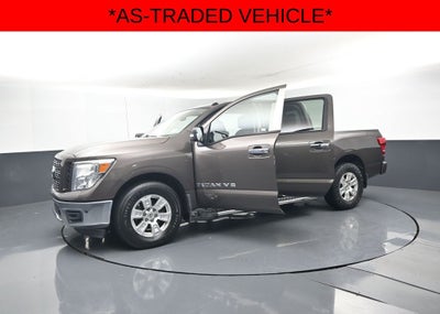 2019 Nissan TITAN SV
