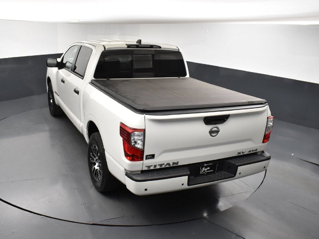 2022 Nissan TITAN Crew Cab SV 4x4