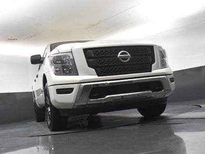 2022 Nissan TITAN Crew Cab SV 4x4