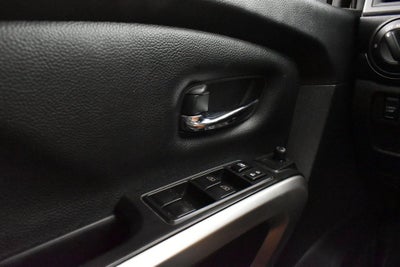 2022 Nissan TITAN Crew Cab SV 4x4