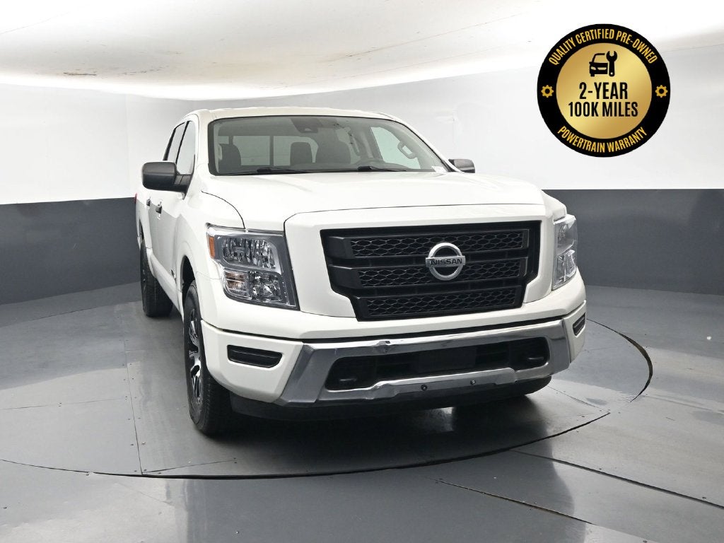 2022 Nissan TITAN Crew Cab SV 4x4