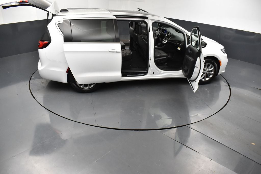 2026 Chrysler Pacifica PACIFICA LIMITED