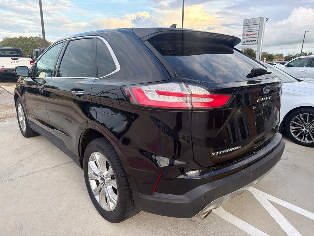 2022 Ford Edge Titanium
