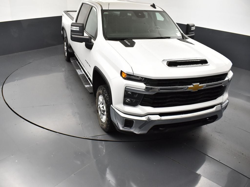 2024 Chevrolet Silverado 2500HD 4WD Crew Cab Standard Bed LT