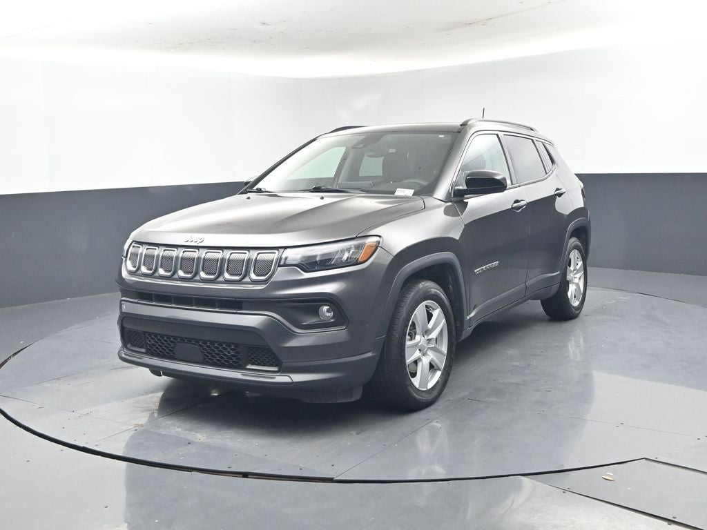 2022 Jeep Compass Latitude FWD
