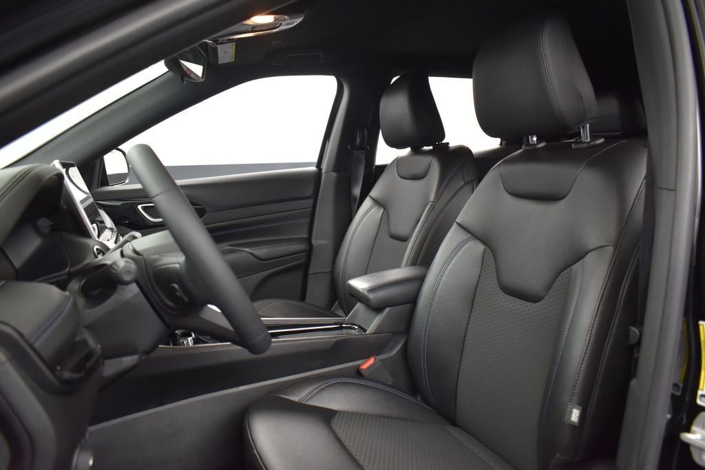 2025 Jeep Compass Latitude 4x4