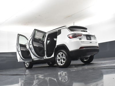 2026 Jeep Compass COMPASS LATITUDE 4X4