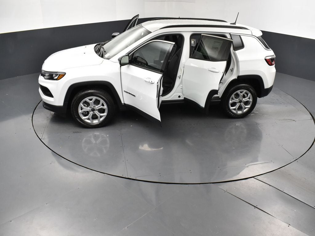 2026 Jeep Compass COMPASS LATITUDE 4X4