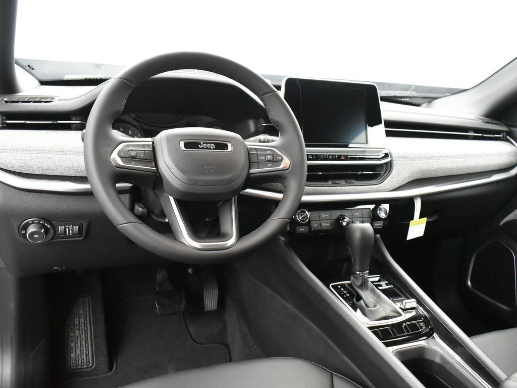 2026 Jeep Compass COMPASS LATITUDE 4X4