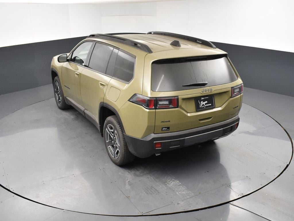 2026 Jeep Cherokee CHEROKEE LAREDO 4X4