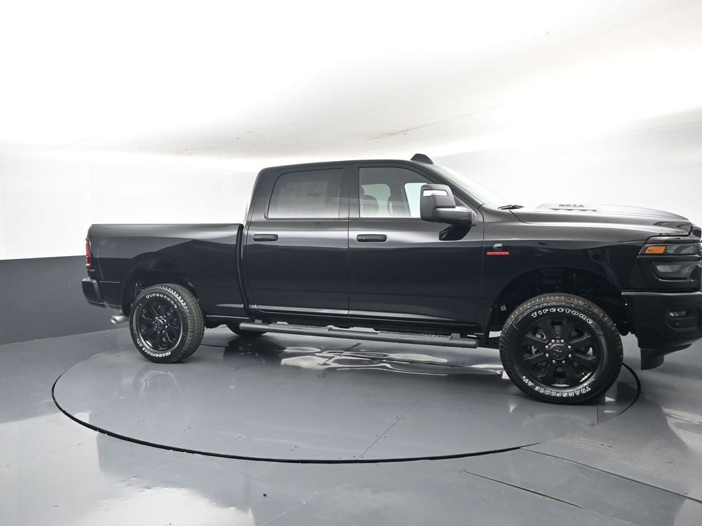 2026 RAM Ram 2500 RAM 2500 BLACK EXPRESS CREW CAB 4X4 6'4' BOX