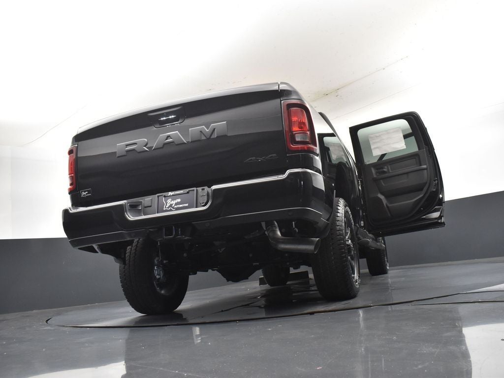 2026 RAM Ram 2500 RAM 2500 BLACK EXPRESS CREW CAB 4X4 6'4' BOX