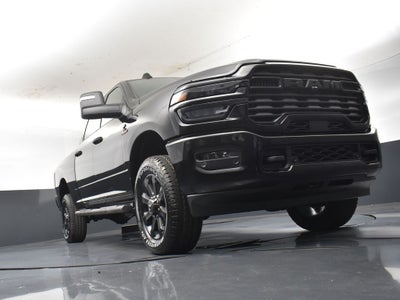 2026 RAM Ram 2500 RAM 2500 BLACK EXPRESS CREW CAB 4X4 6'4' BOX