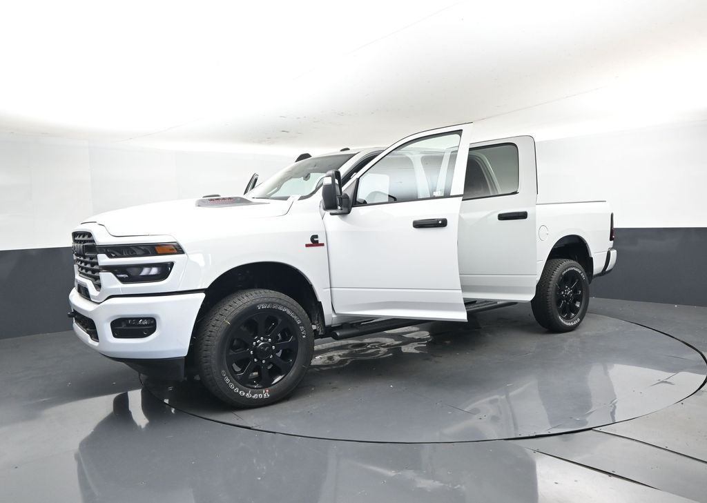 2026 RAM Ram 2500 RAM 2500 BLACK EXPRESS CREW CAB 4X4 6'4' BOX