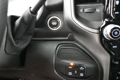 2027 RAM Ram 2500 RAM 2500 WARLOCK CREW CAB 4X4 6'4' BOX