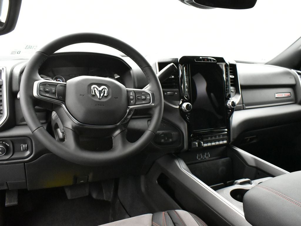 2025 RAM Ram 2500 RAM 2500 BIG HORN CREW CAB 4X4 SCA Black Widow