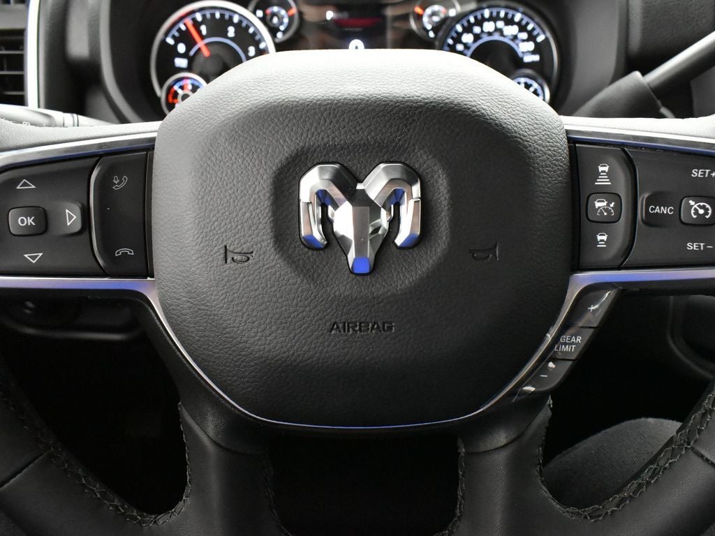 2025 RAM Ram 2500 RAM 2500 BIG HORN CREW CAB 4X4 SCA Black Widow