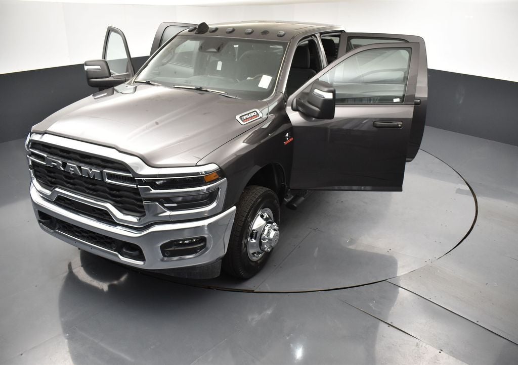 2026 RAM Ram 3500 RAM 3500 TRADESMAN CREW CAB 4X4 8' BOX