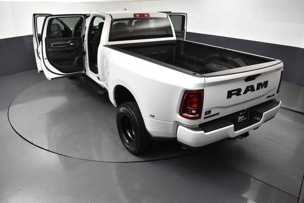 2026 RAM Ram 3500 RAM 3500 BIG HORN CREW CAB 4X4 8' BOX