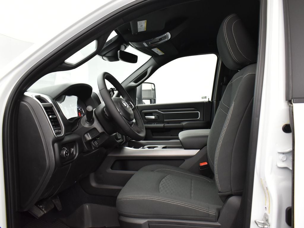 2026 RAM Ram 3500 RAM 3500 BIG HORN CREW CAB 4X4 8' BOX