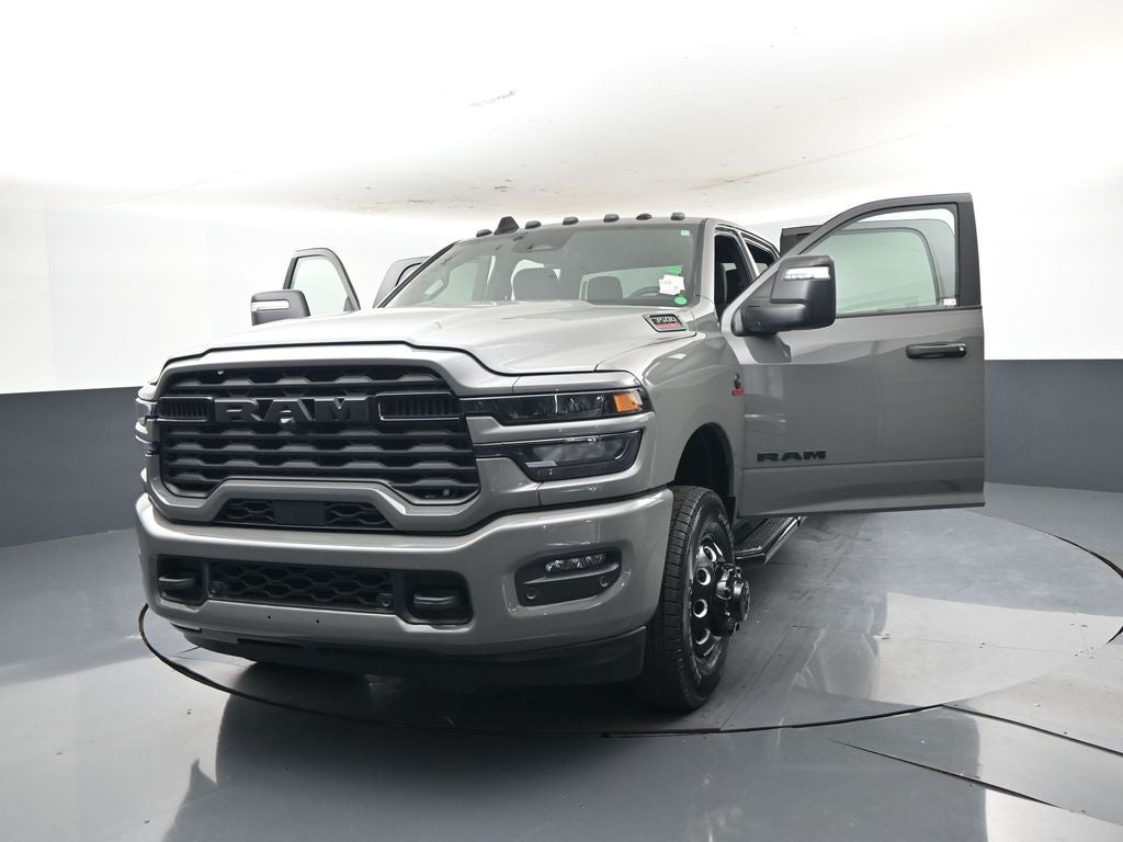 2026 RAM Ram 3500 RAM 3500 BIG HORN CREW CAB 4X4 8' BOX