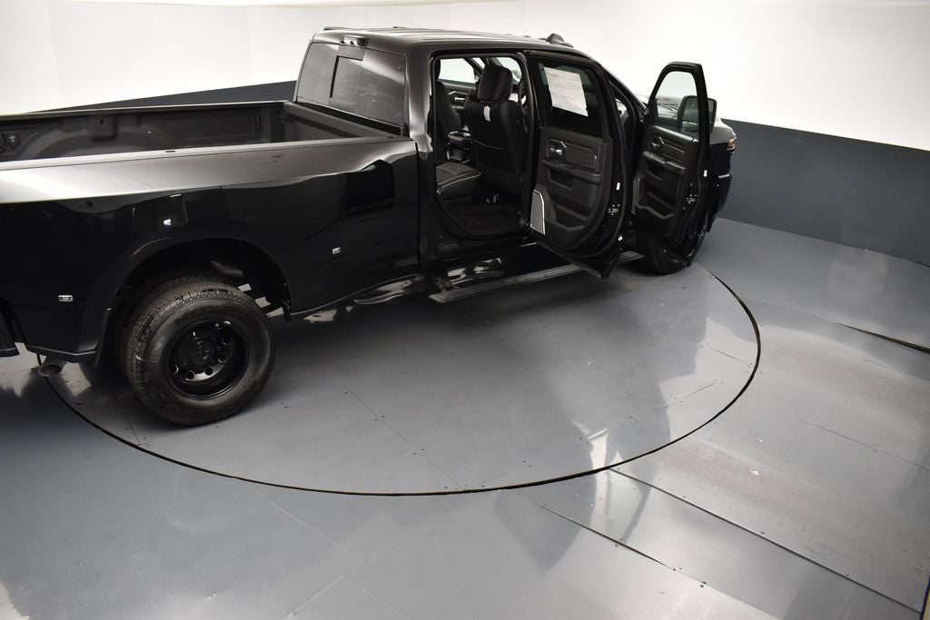 2026 RAM Ram 3500 RAM 3500 LARAMIE CREW CAB 4X4 8' BOX