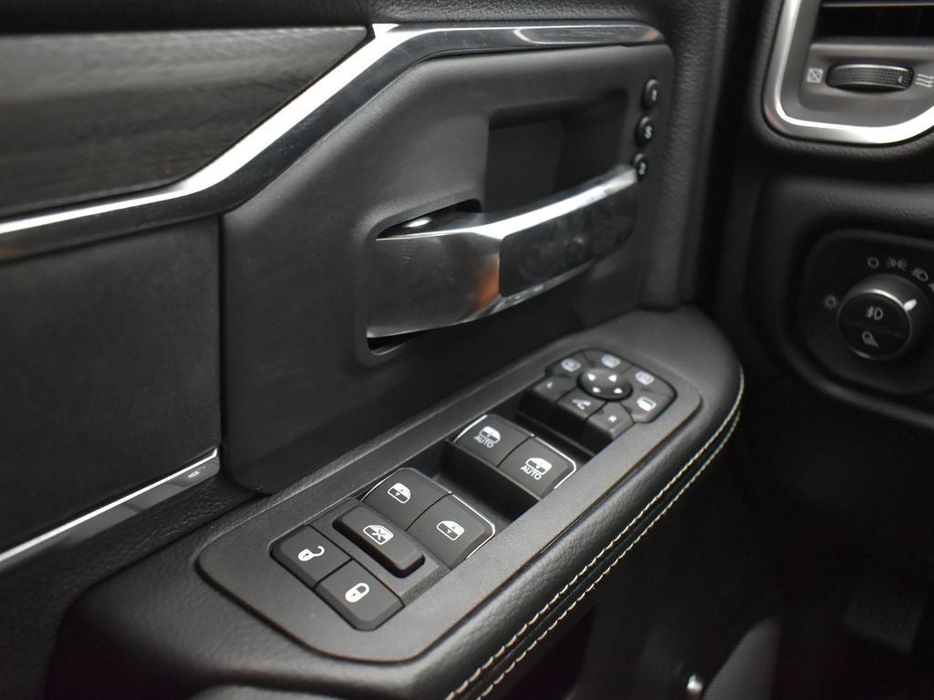 2026 RAM Ram 3500 RAM 3500 LARAMIE CREW CAB 4X4 8' BOX