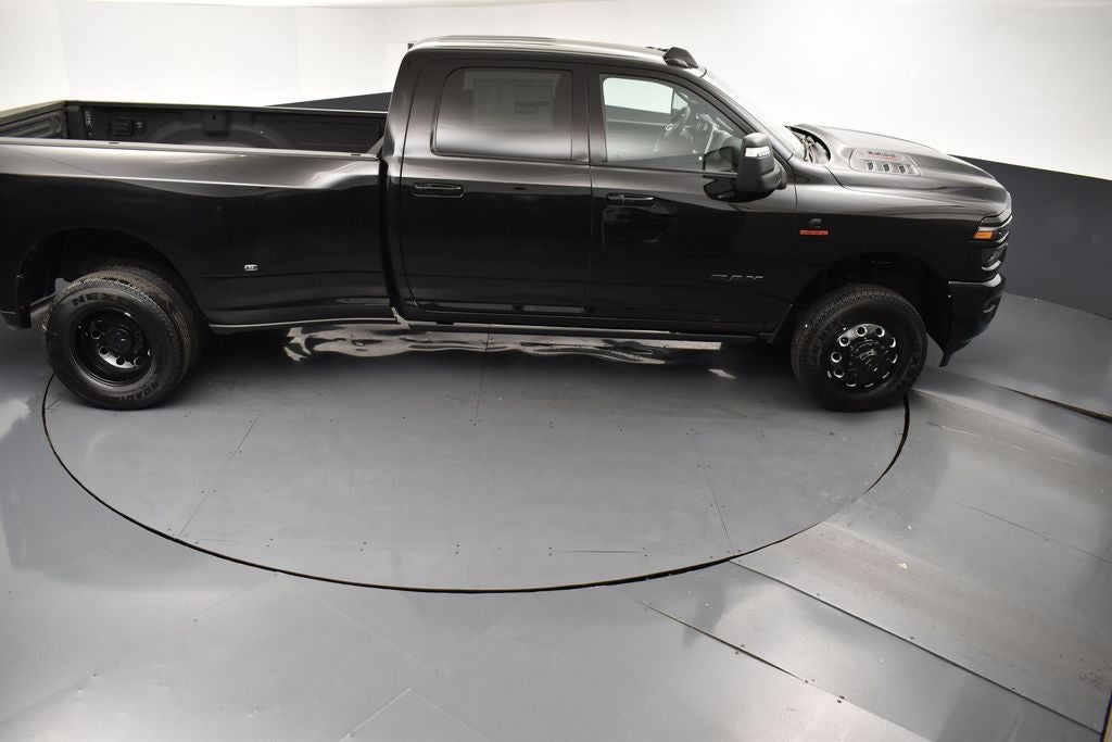 2026 RAM Ram 3500 RAM 3500 LARAMIE CREW CAB 4X4 8' BOX