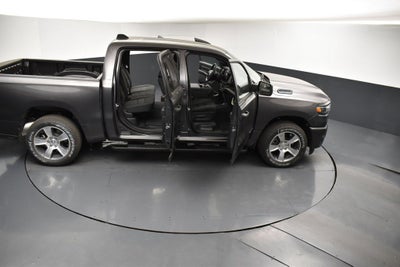2027 RAM Ram 1500 RAM 1500 EXPRESS CREW CAB 4X2 5'7' BOX
