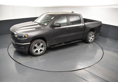 2027 RAM Ram 1500 RAM 1500 EXPRESS CREW CAB 4X2 5'7' BOX