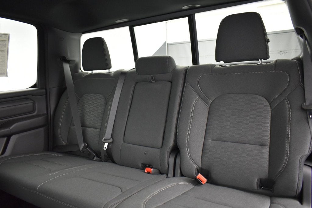 2027 RAM Ram 1500 RAM 1500 TRADESMAN CREW CAB 4X2 5'7' BOX