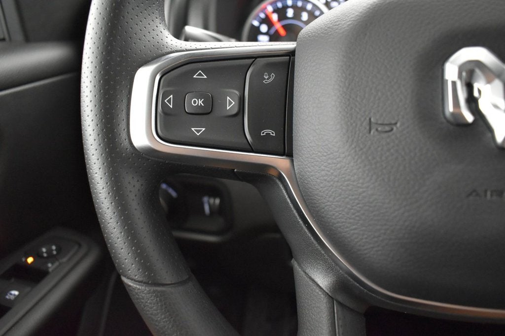 2027 RAM Ram 1500 RAM 1500 TRADESMAN CREW CAB 4X2 5'7' BOX