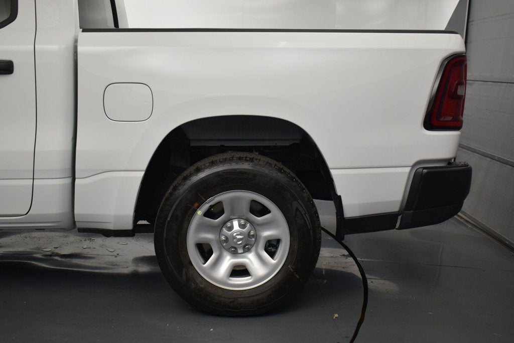 2027 RAM Ram 1500 RAM 1500 TRADESMAN CREW CAB 4X2 5'7' BOX