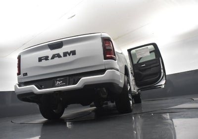 2027 RAM Ram 1500 RAM 1500 EXPRESS CREW CAB 4X2 5'7' BOX
