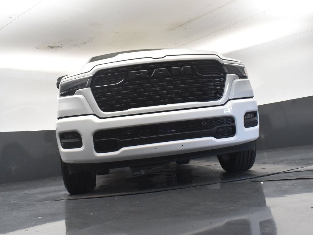 2027 RAM Ram 1500 RAM 1500 EXPRESS CREW CAB 4X2 5'7' BOX