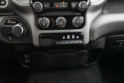 2027 RAM Ram 1500 RAM 1500 EXPRESS CREW CAB 4X2 5'7' BOX