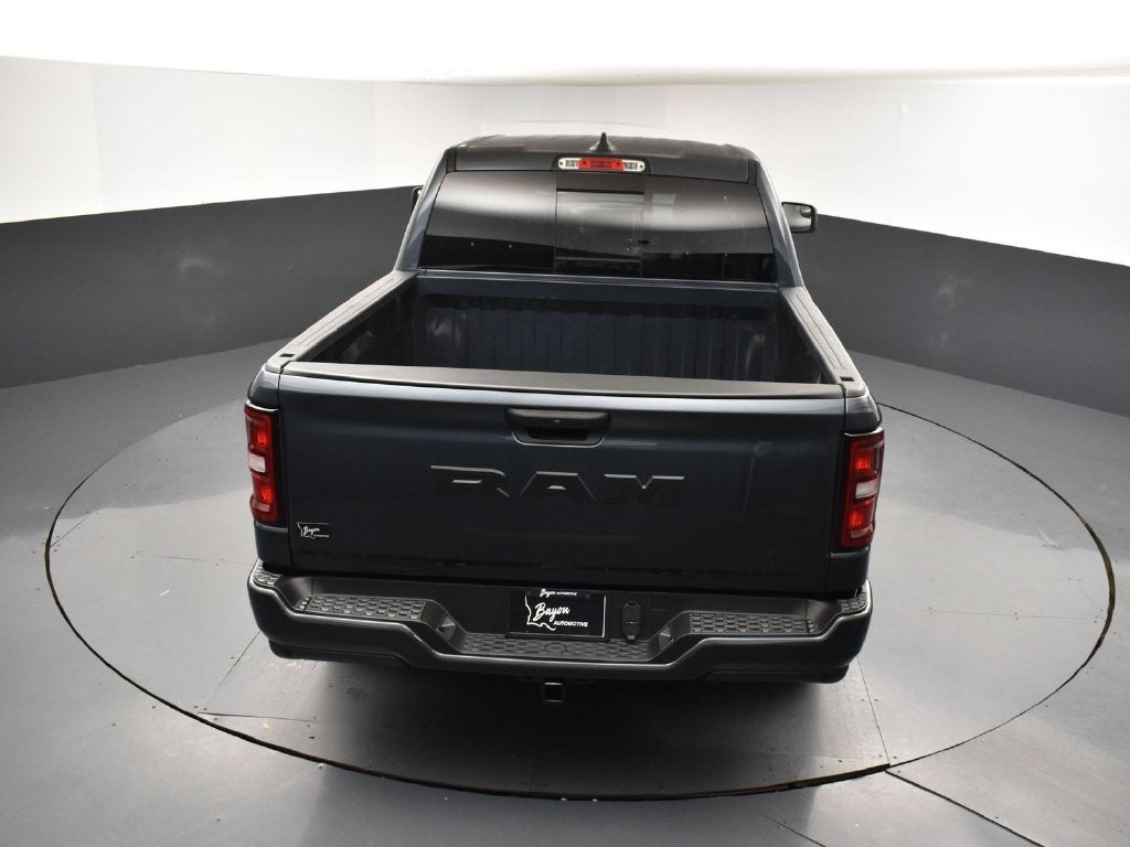 2027 RAM Ram 1500 RAM 1500 EXPRESS CREW CAB 4X2 5'7' BOX