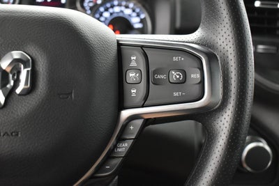 2027 RAM Ram 1500 RAM 1500 EXPRESS CREW CAB 4X2 5'7' BOX