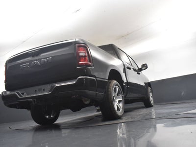 2027 RAM Ram 1500 RAM 1500 EXPRESS CREW CAB 4X2 5'7' BOX