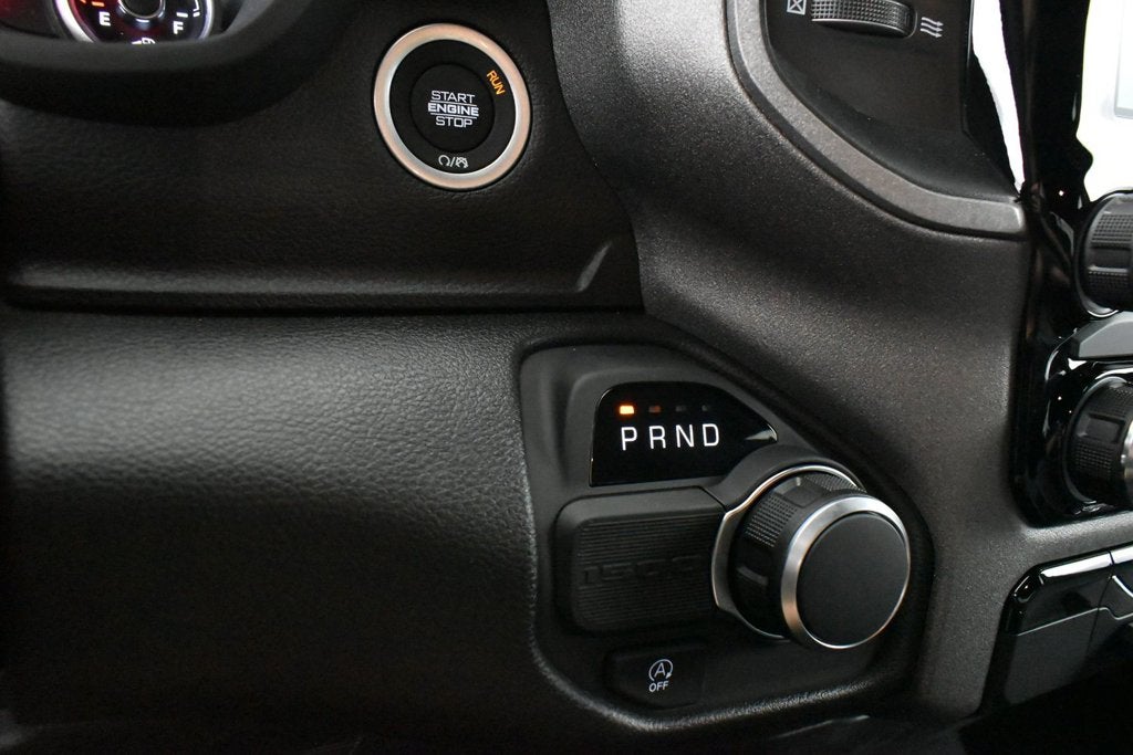 2027 RAM Ram 1500 RAM 1500 EXPRESS CREW CAB 4X2 5'7' BOX