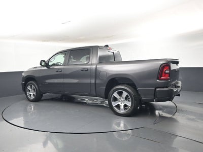 2027 RAM Ram 1500 RAM 1500 EXPRESS CREW CAB 4X2 5'7' BOX