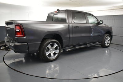 2027 RAM Ram 1500 RAM 1500 EXPRESS CREW CAB 4X2 5'7' BOX