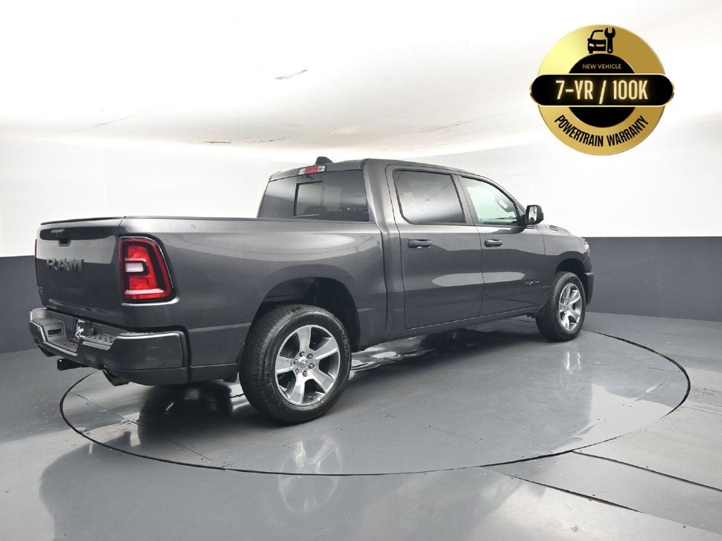 2027 RAM Ram 1500 RAM 1500 EXPRESS CREW CAB 4X2 5'7' BOX