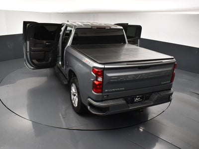 2023 Chevrolet Silverado 1500 4WD Crew Cab Short Bed Custom