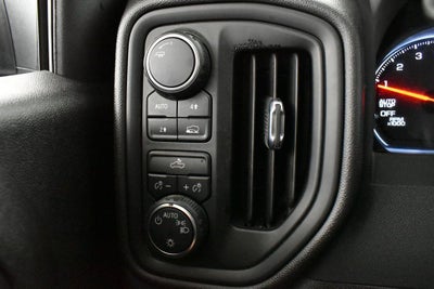2023 Chevrolet Silverado 1500 4WD Crew Cab Short Bed Custom