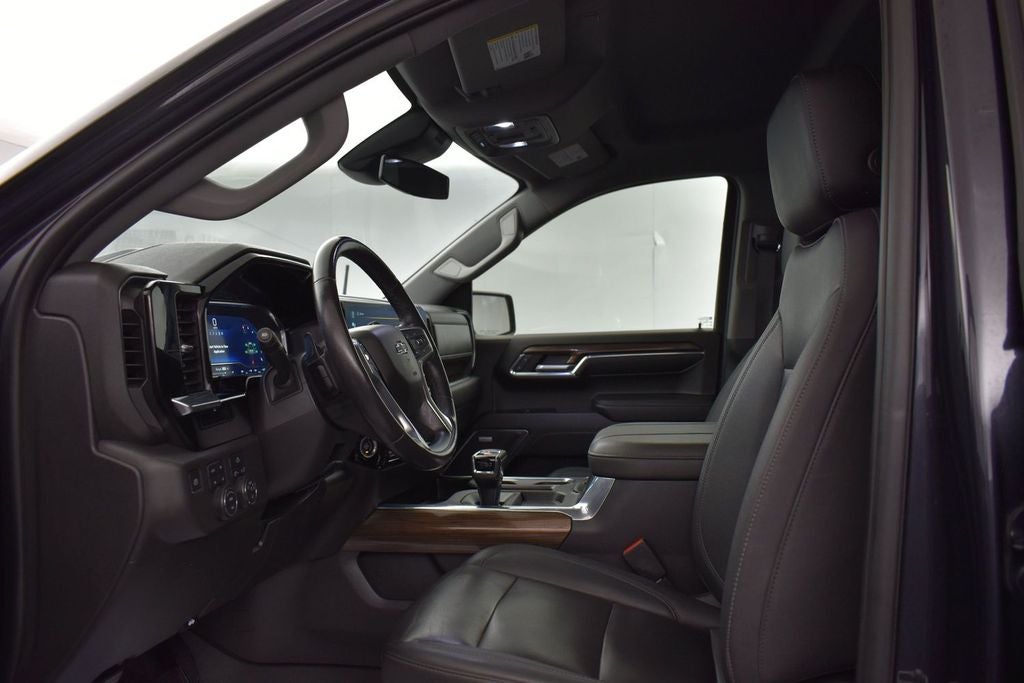2023 Chevrolet Silverado 1500 4WD Crew Cab Short Bed RST