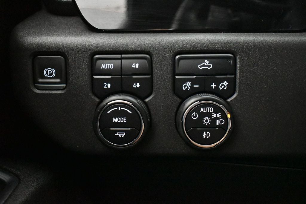 2023 Chevrolet Silverado 1500 4WD Crew Cab Short Bed RST