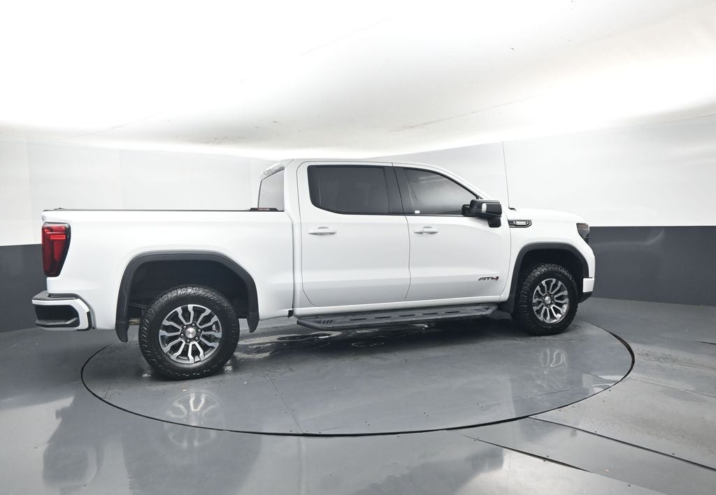 2022 GMC Sierra 1500 4WD Crew Cab Short Box AT4
