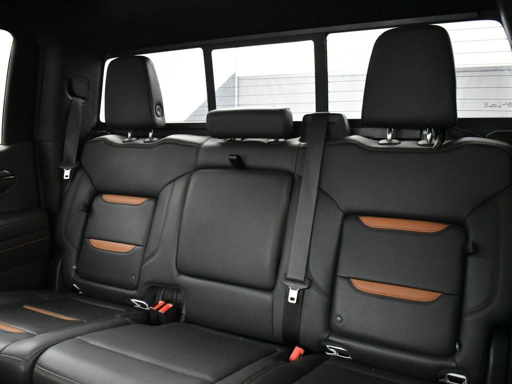 2022 GMC Sierra 1500 4WD Crew Cab Short Box AT4